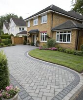 Block paved driveway with contrasting border